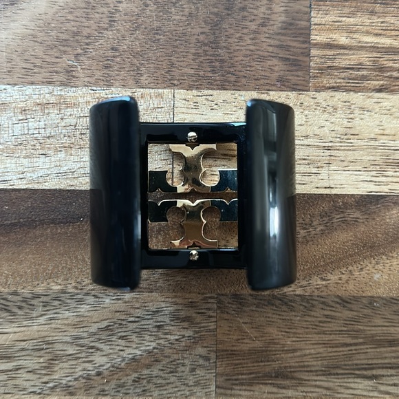 Tory Burch Cuff. *Host Pick* - Picture 4 of 6